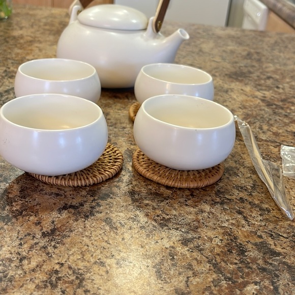 Ceramic Teapot Set - Picture 9 of 10